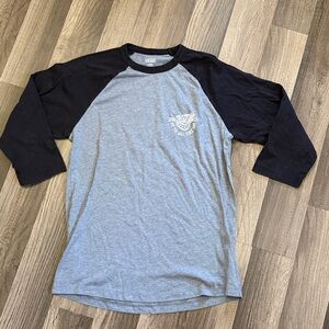 Vans boys shirt size large